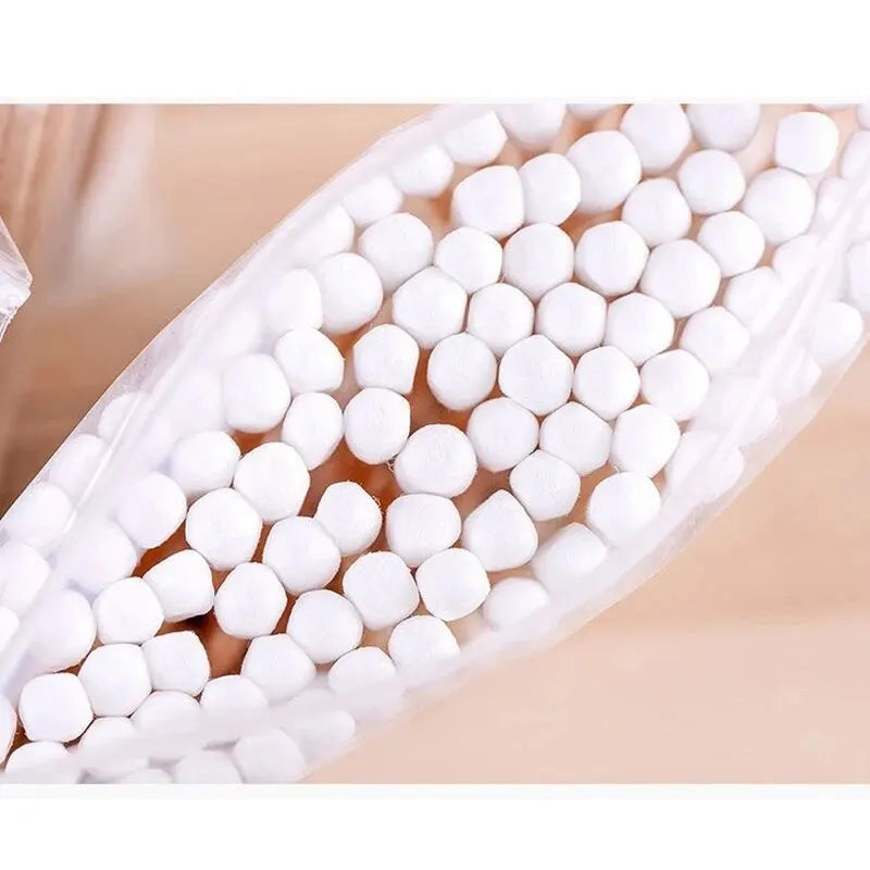 500pcs Double-Headed Wooden Cotton Swabs - Nose and Ear Cleaning, Women’s Makeup Tools, Lipstick Applicator, Cotton Buds, and Tip Sticks.